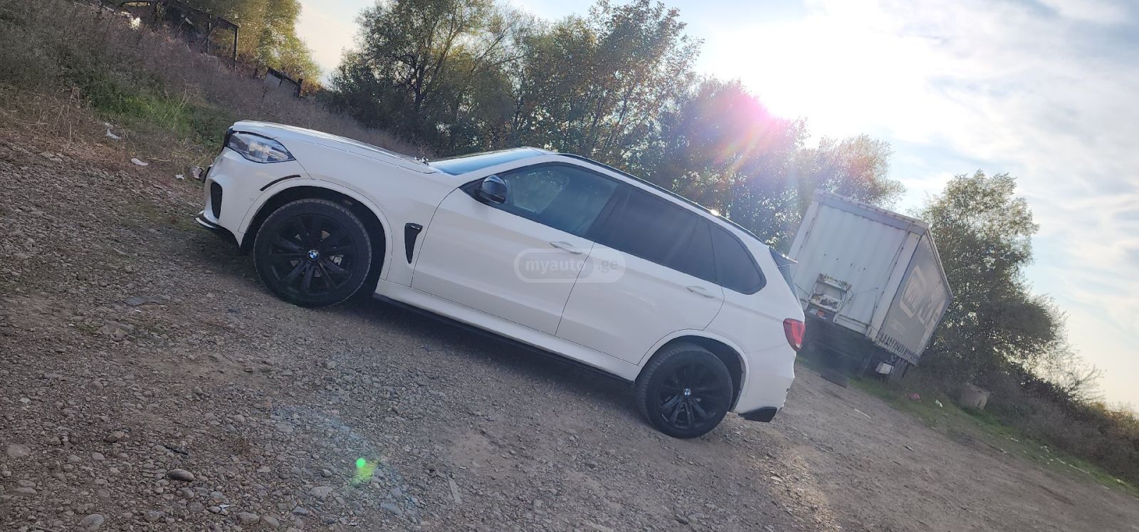 BMW X5 2015 — photo 2