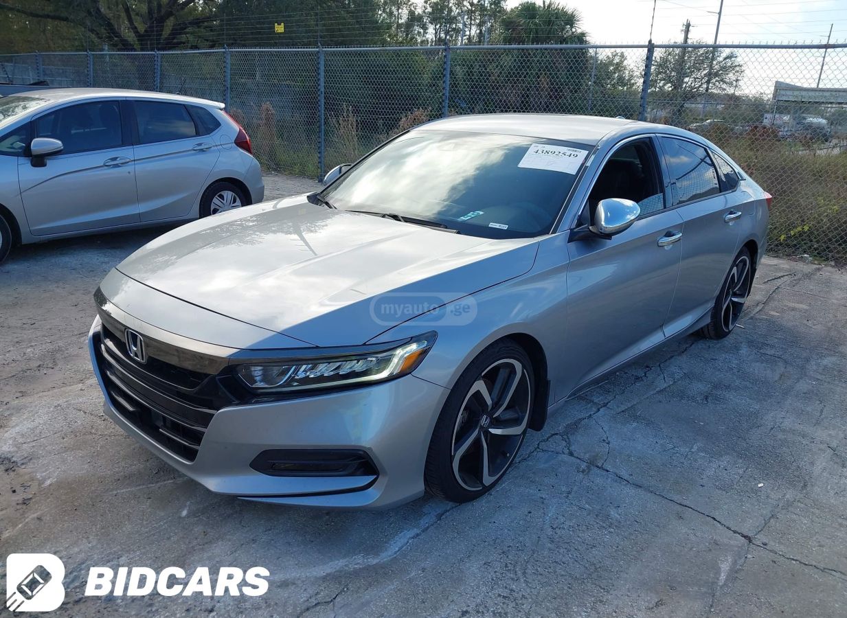 Honda Accord 2018 — photo 2