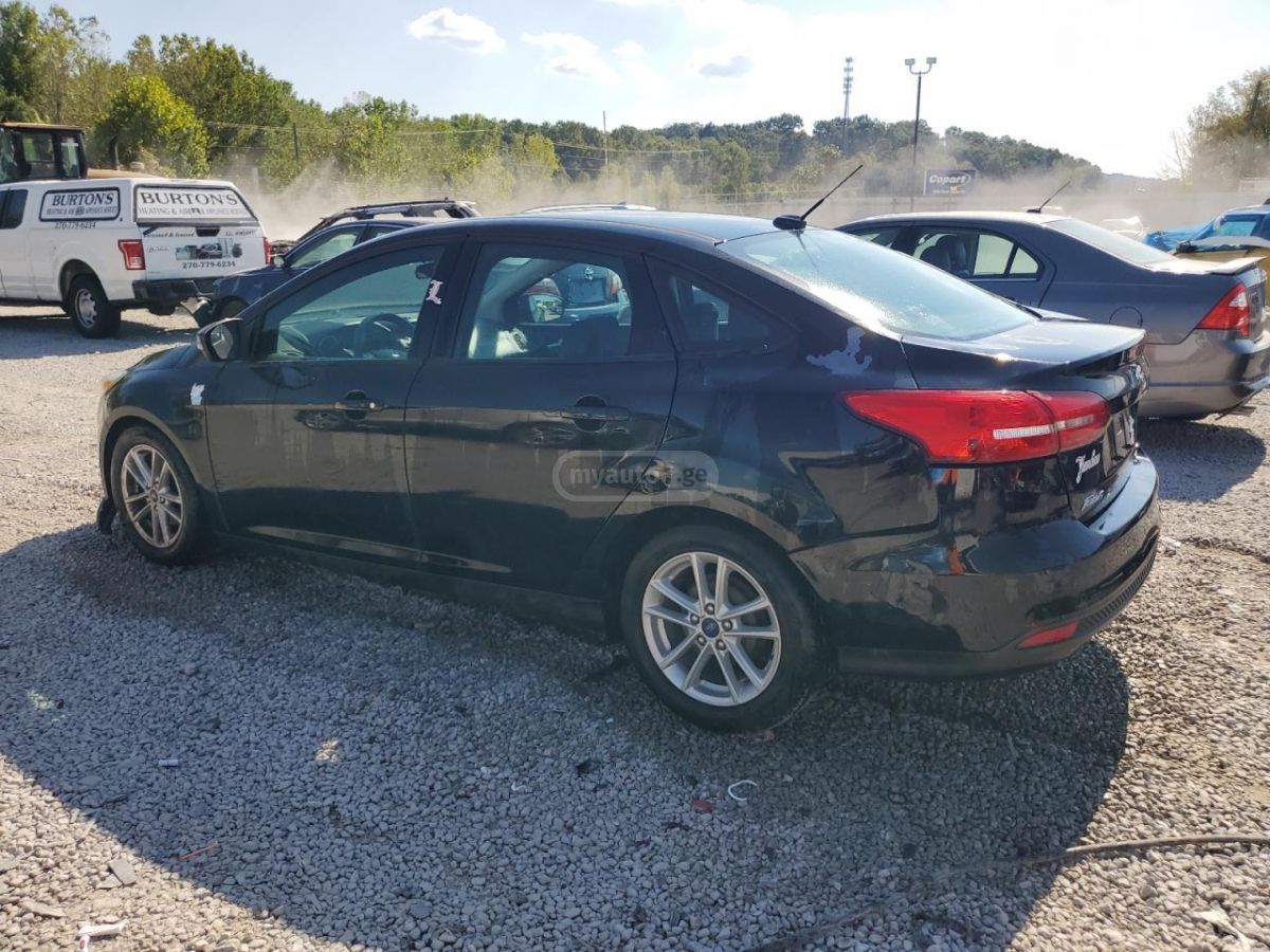 Ford Focus 2016 — photo 2