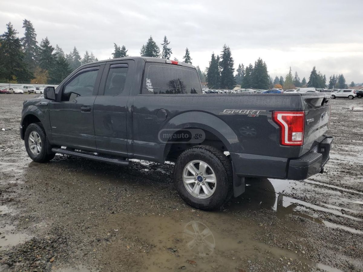 Ford F-150 2016 — photo 2