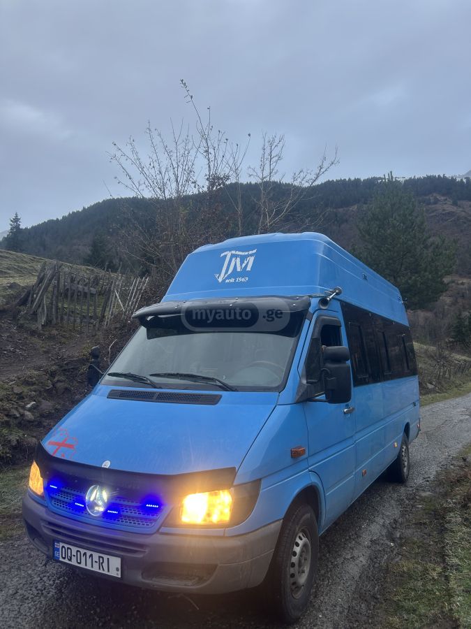 Mercedes-Benz Sprinter 2005 — photo 2