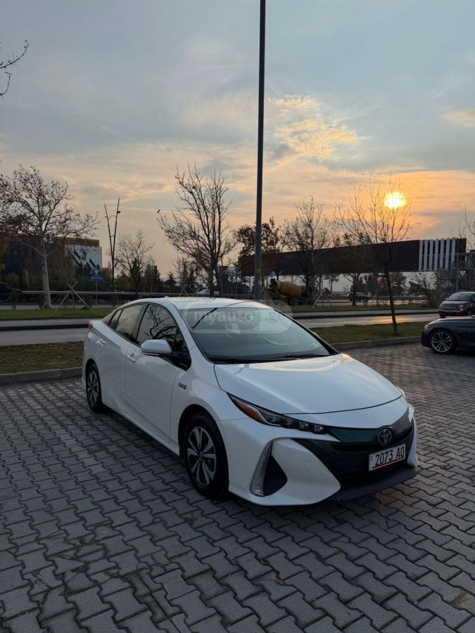 Toyota Prius Prime