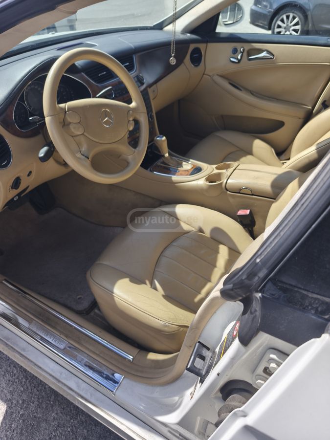 Mercedes-Benz CLS 350 2005 — photo 2