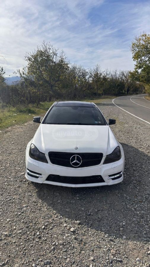 Mercedes-Benz C 350