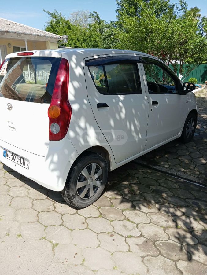 Daihatsu Mira 2011 — photo 2