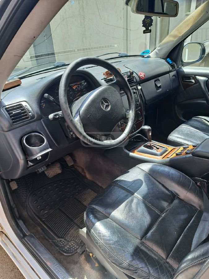 Mercedes-Benz ML 320