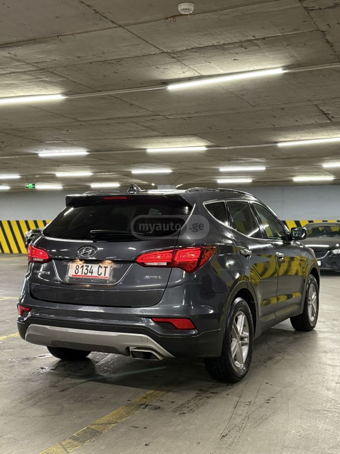 Hyundai Santa Fe 2016 — photo 2