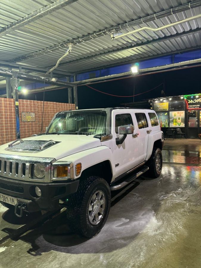 Hummer H3