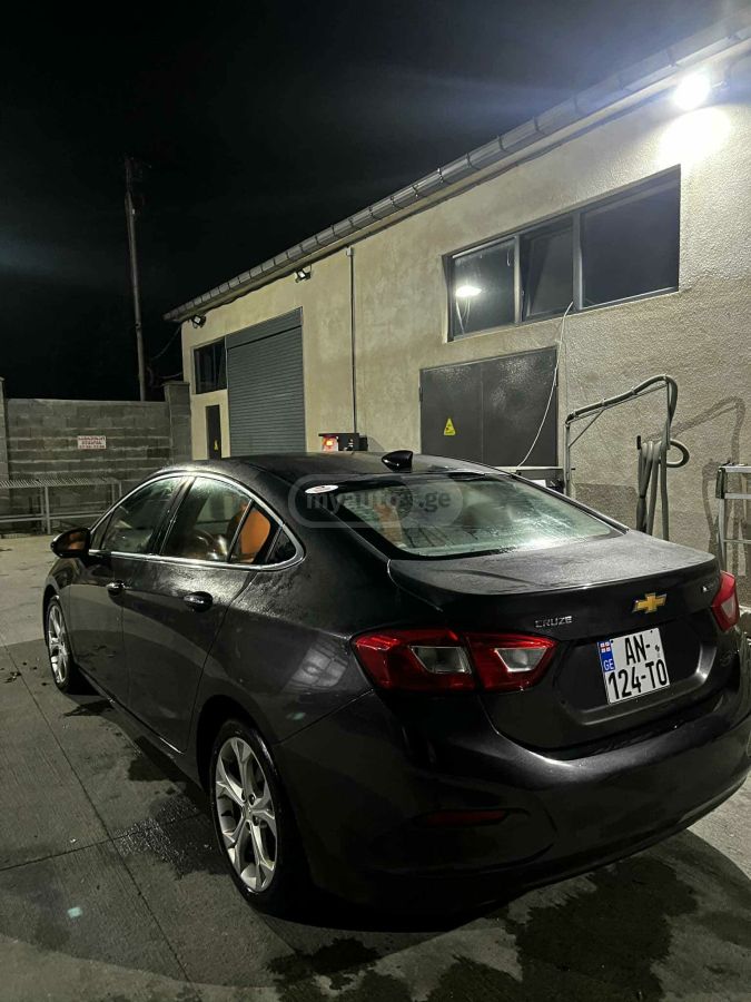 Chevrolet Cruze 2017 — photo 2