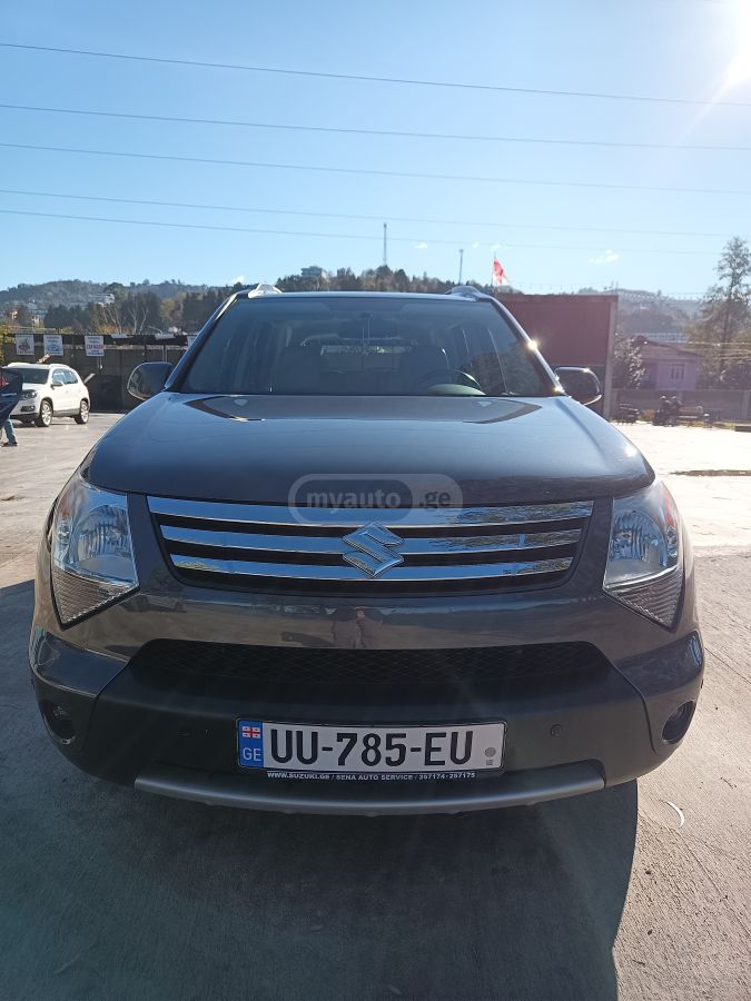 Suzuki XL7