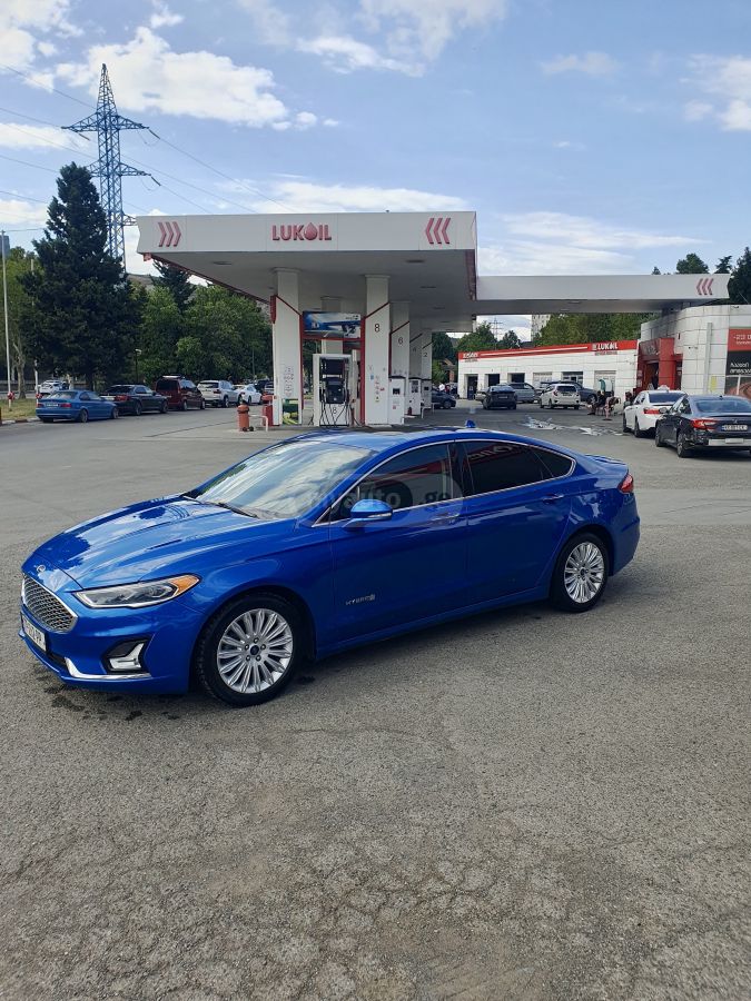 Ford Fusion 2019 — photo 2