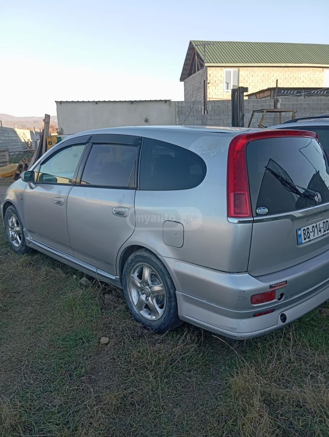 Honda Stream 2001 — photo 2