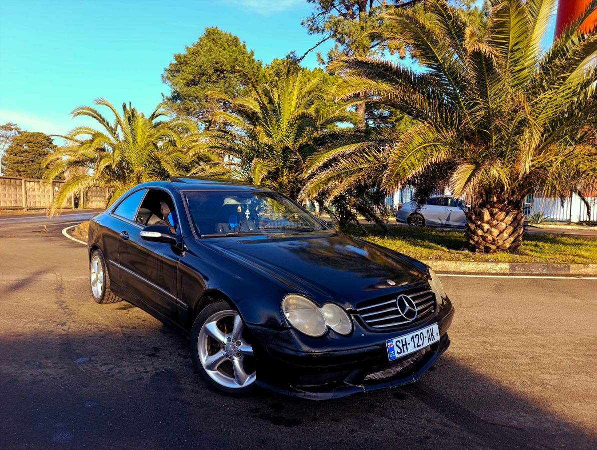 Mercedes-Benz CLK 320 2003 — photo 2