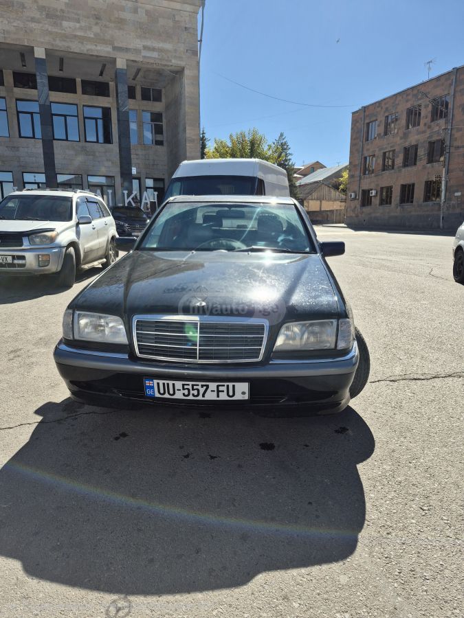 Mercedes-Benz C 200 1997 — photo 2