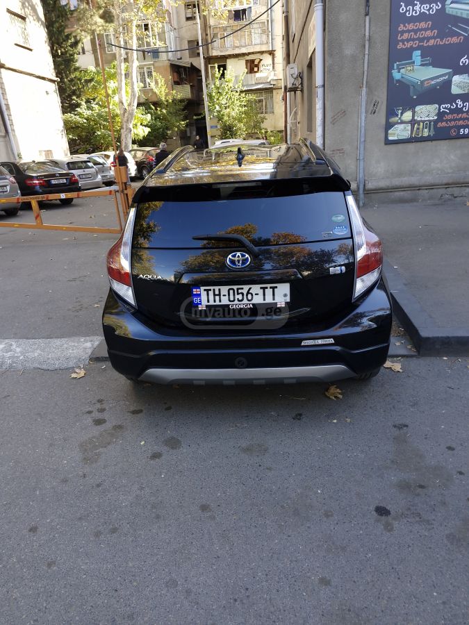 Toyota Aqua 2016 — photo 2