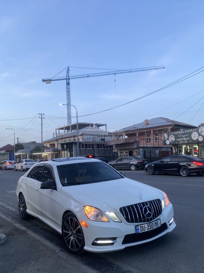 Mercedes-Benz E 350