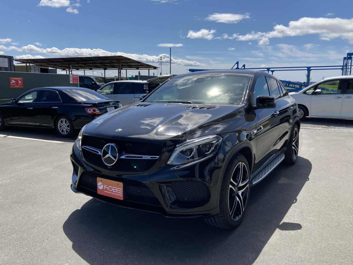 Mercedes-Benz GLE 43 AMG 2019 — photo 2