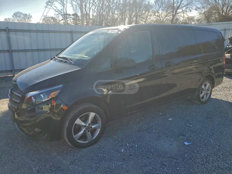 Mercedes-Benz Metris Passenger Van