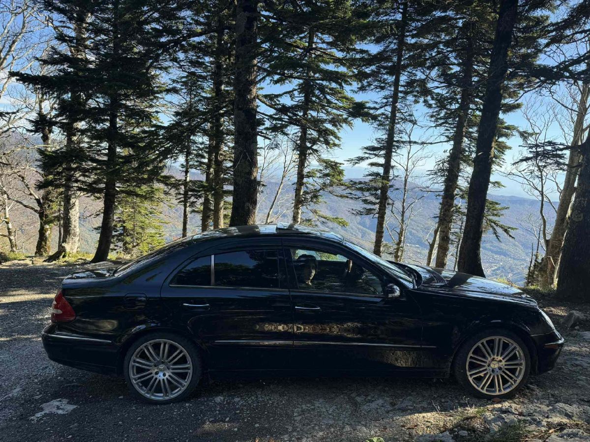 Mercedes-Benz E 500