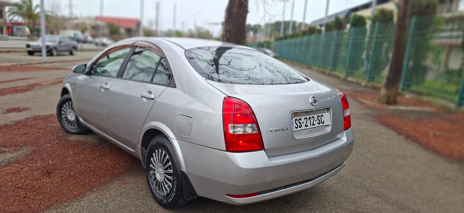 Nissan Primera 2004 — photo 2