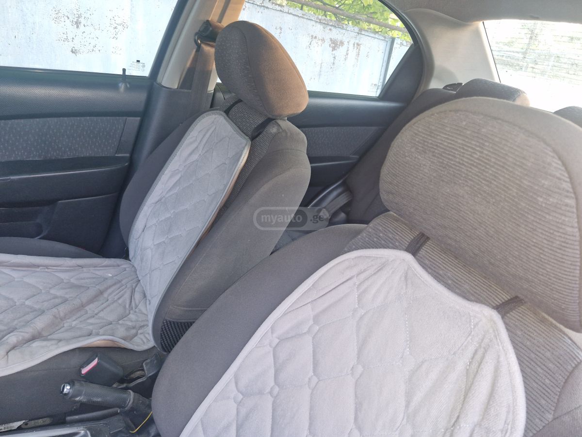 Chevrolet Aveo 2006 — photo 2