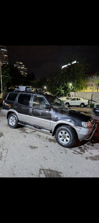Nissan Terrano 2001 — photo 2