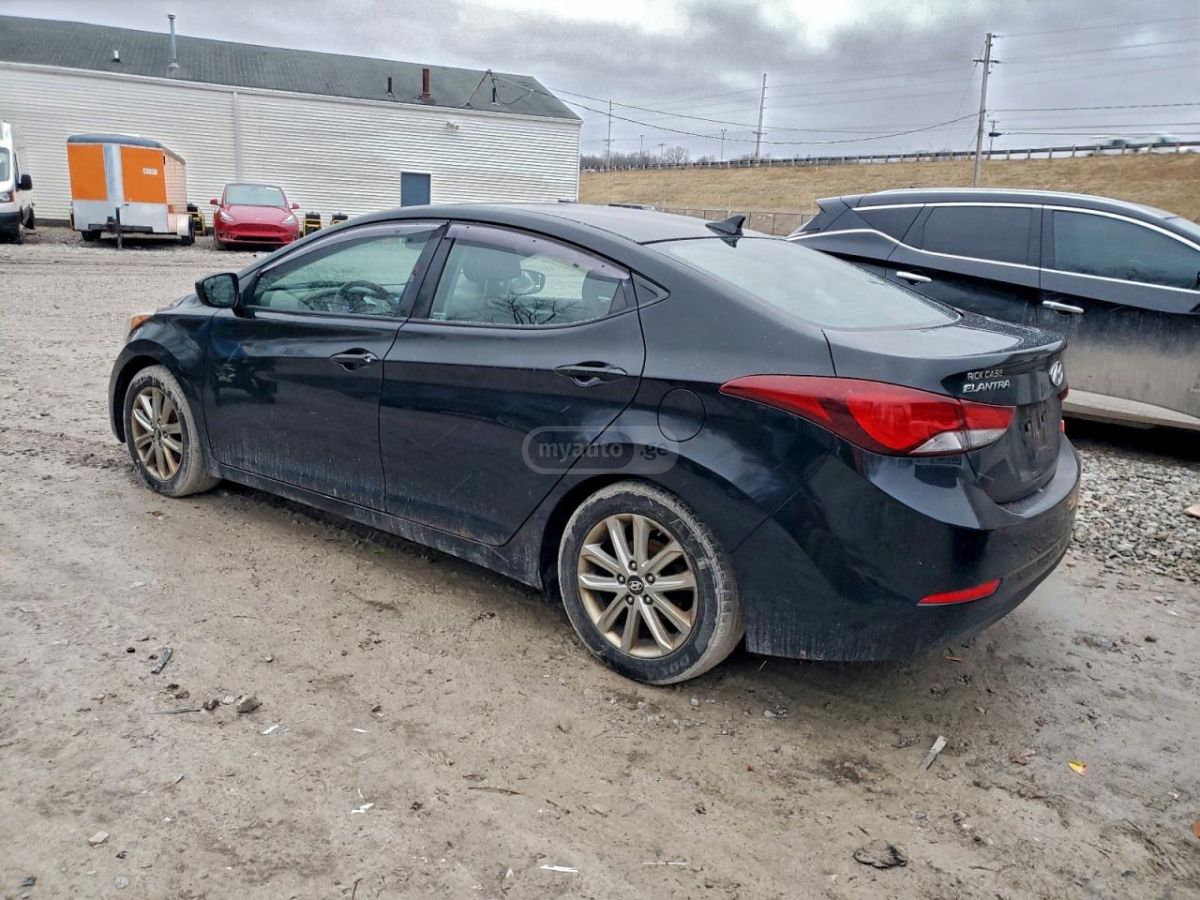 Hyundai Elantra 2014 — photo 2