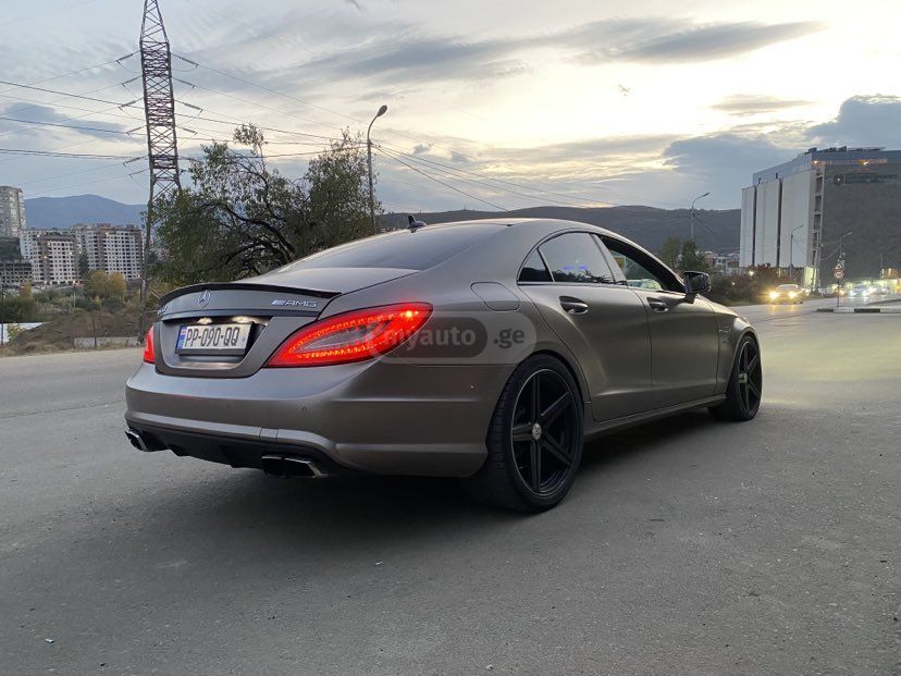 Mercedes-Benz CLS 63 AMG 2012 — photo 2