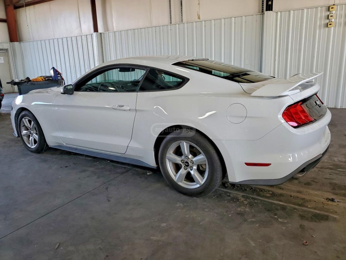 Ford Mustang 2018 — photo 2