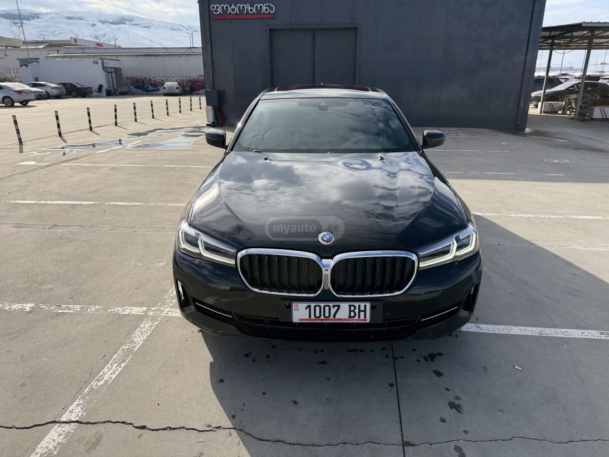 BMW 530