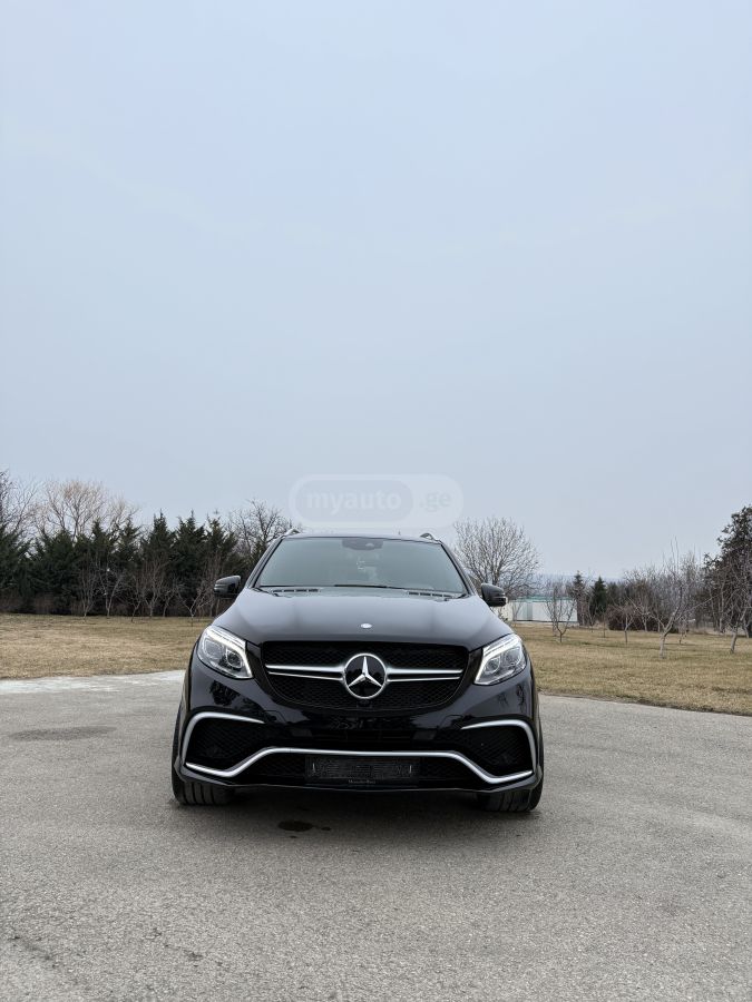 Mercedes-Benz GLE 350 2017 — photo 2