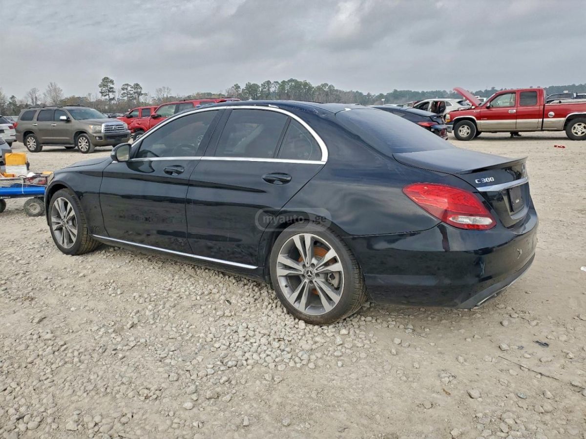 Mercedes-Benz C 30 AMG 2017 — photo 2
