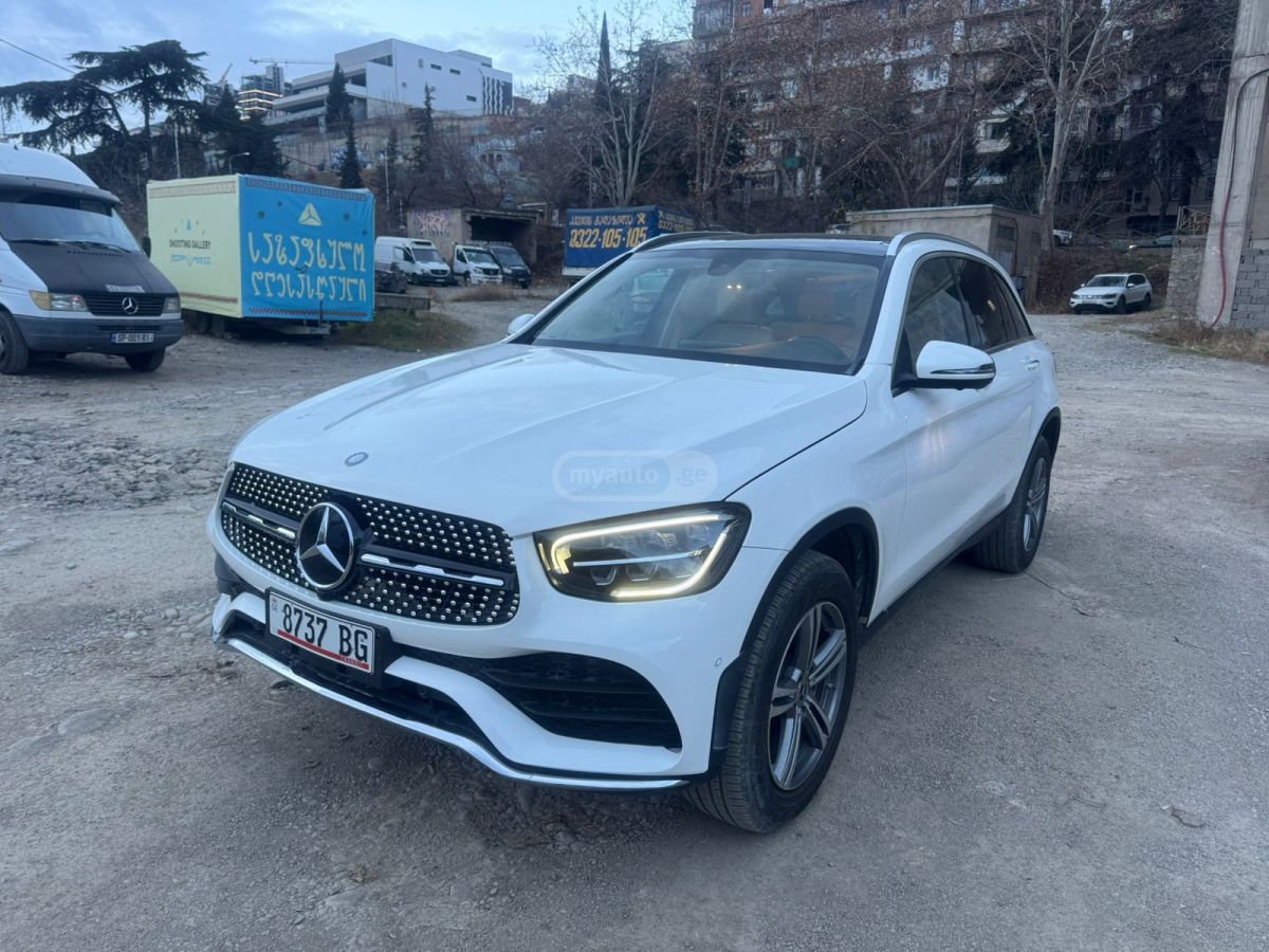 Mercedes-Benz GLC 300 2021 — photo 2