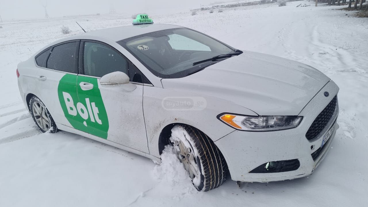 Ford Fusion 2015 — photo 2