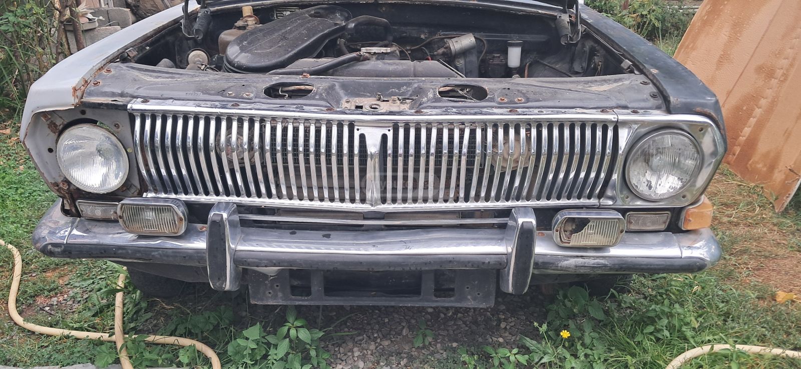 GAZ 24 1988 — photo 2