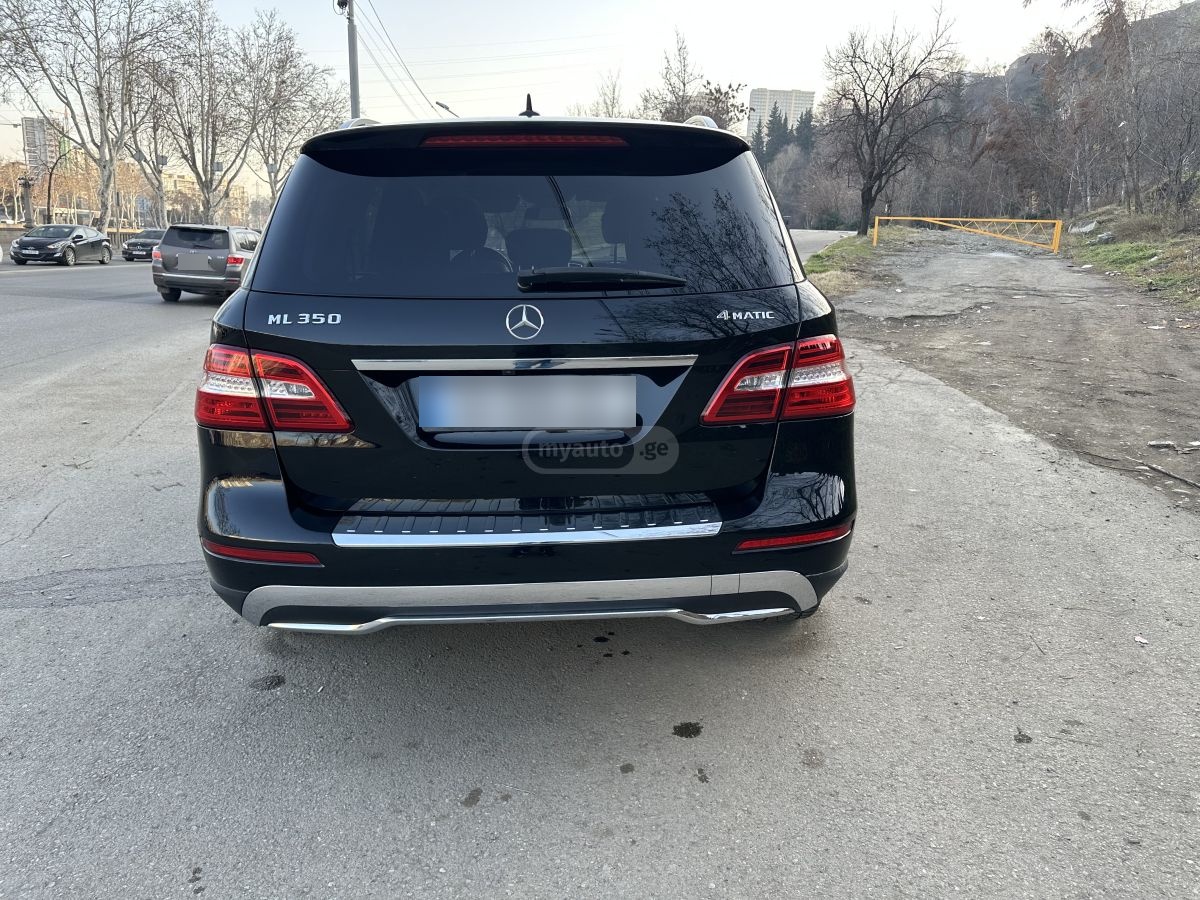 Mercedes-Benz ML 350 2012 — photo 2
