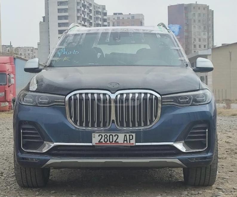 BMW X7 2021 — photo 2