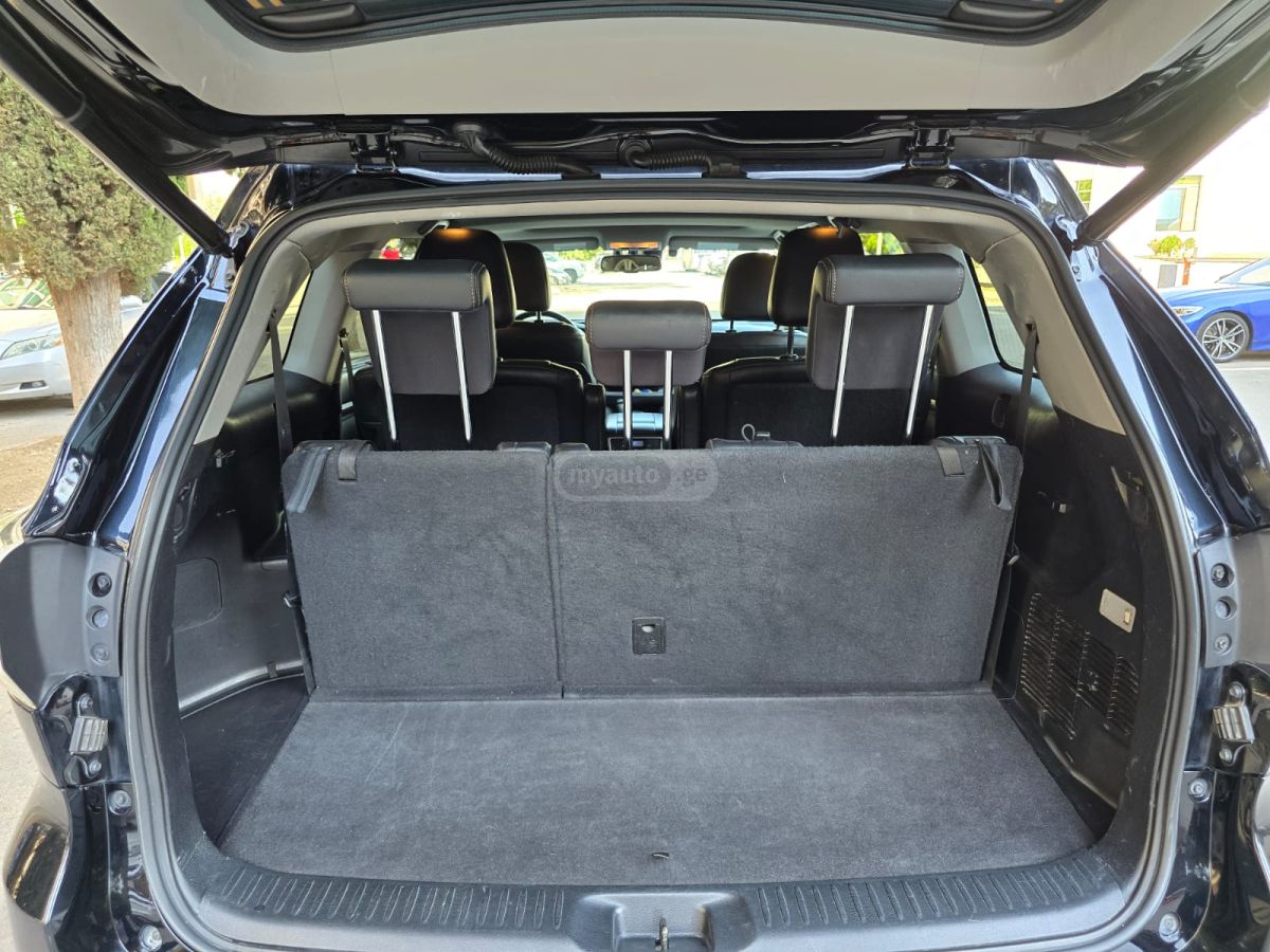 Toyota Highlander 2016 — photo 2