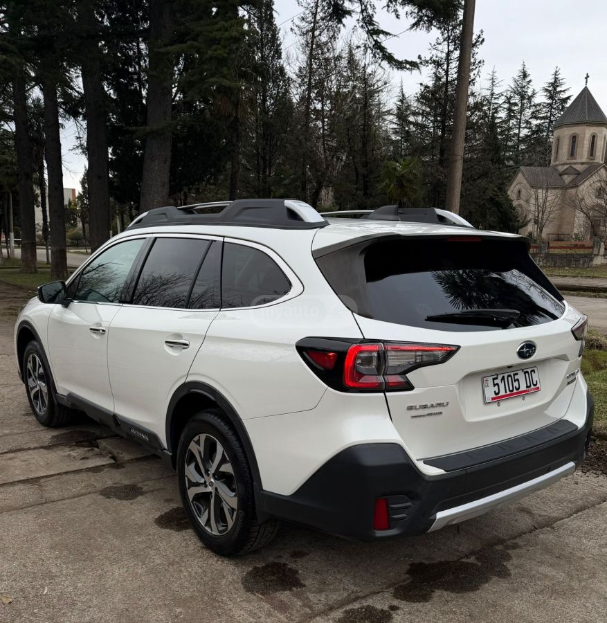 Subaru Outback 2020 — photo 2