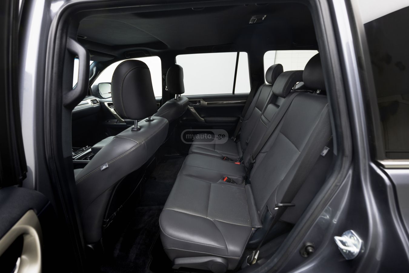 Lexus GX 460 2021 — photo 2