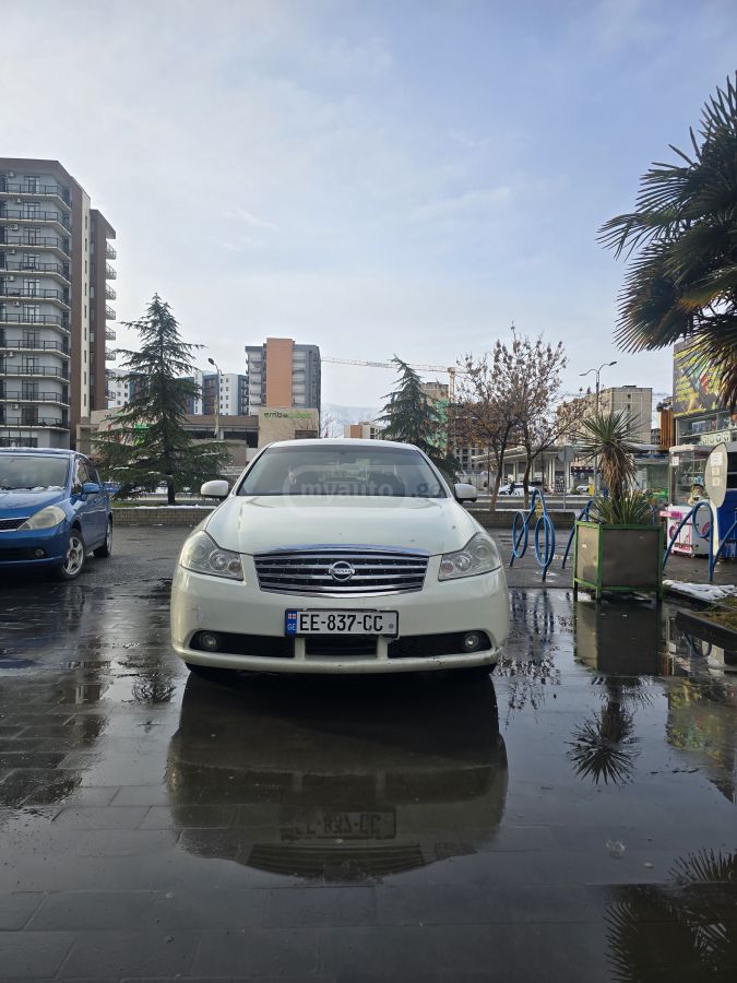 Nissan Fuga 2004 — photo 2