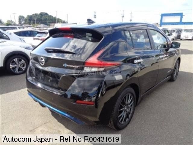 Nissan Leaf 2020 — photo 2