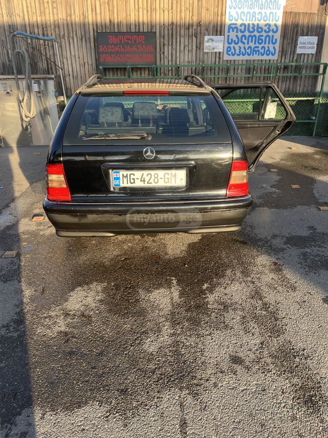 Mercedes-Benz C 200 1997 — photo 2
