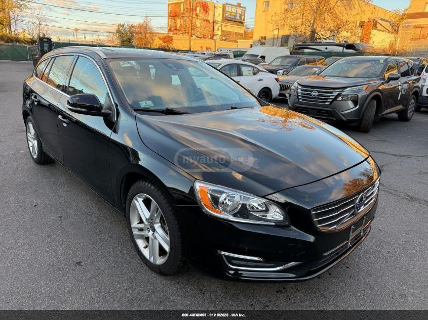 Volvo V 60 2015 — photo 2