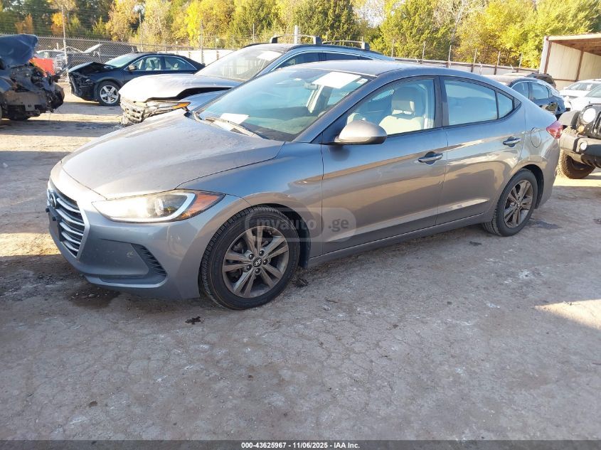Hyundai Elantra 2018 — photo 2