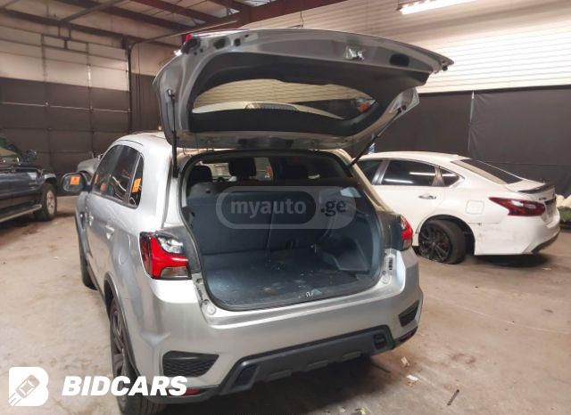 Mitsubishi Outlander Sport 2021 — photo 2