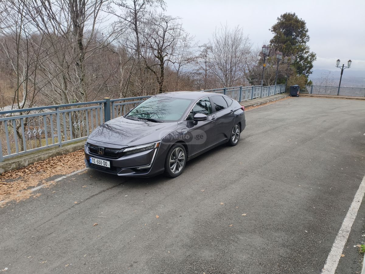 Honda Clarity 2019 — photo 2