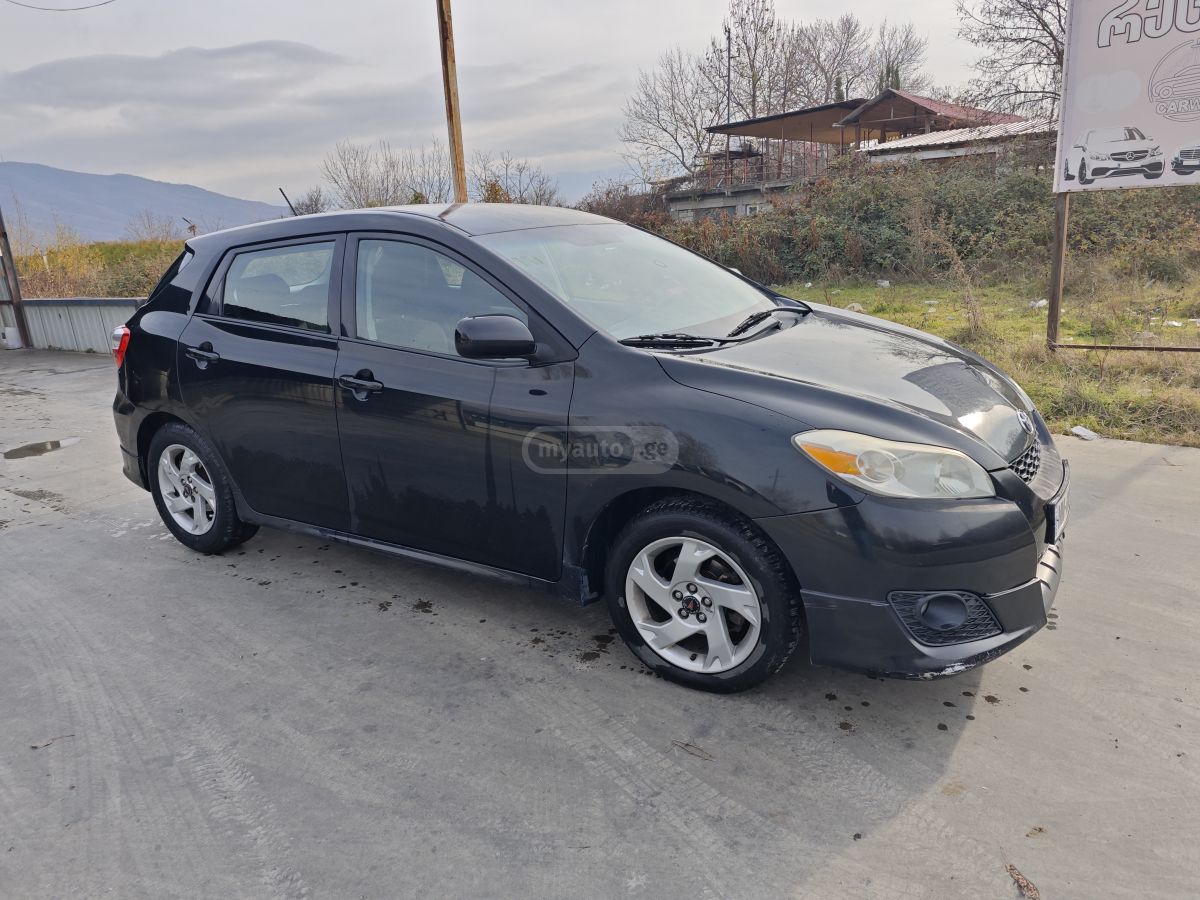 Toyota Matrix 2009 — photo 2