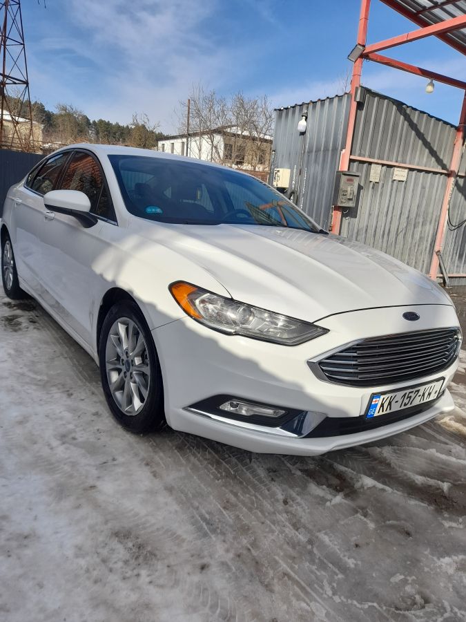 Ford Fusion 2017 — photo 2