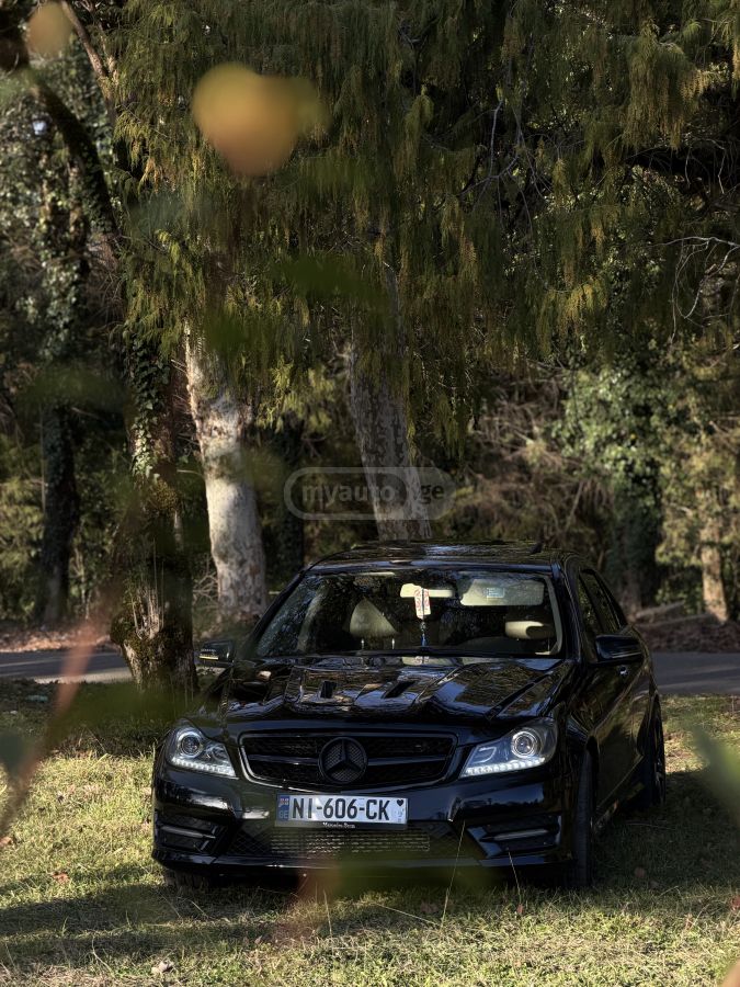 Mercedes-Benz C 250 2013 — photo 2